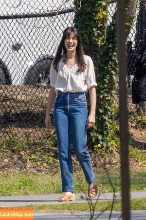 Anne Hathaway фото #1075