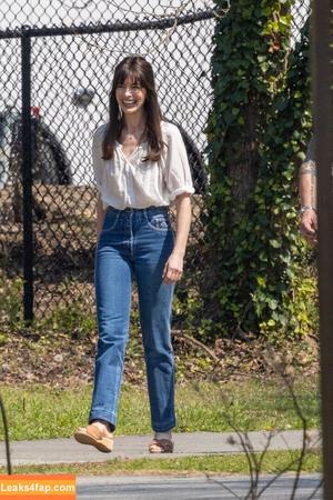 Anne Hathaway фото #1077