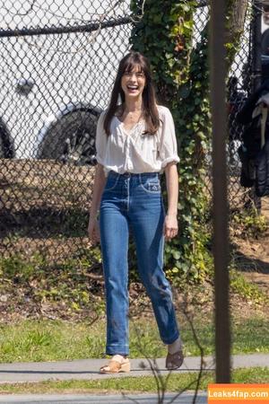 Anne Hathaway фото #1078