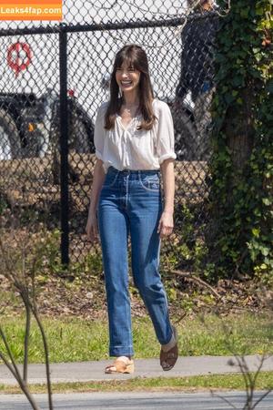 Anne Hathaway фото #1080