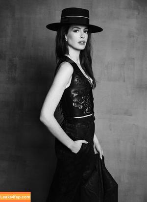 Anne Hathaway фото #1119
