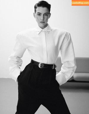 Anne Hathaway фото #1135