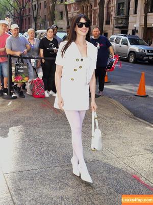 Anne Hathaway фото #1178