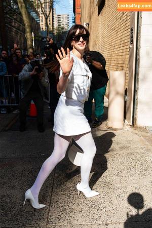 Anne Hathaway фото #1193