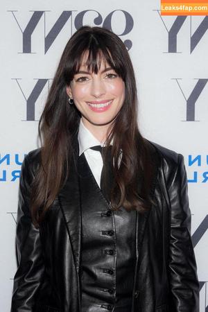 Anne Hathaway фото #1252