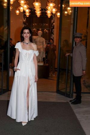 Anne Hathaway фото #1383