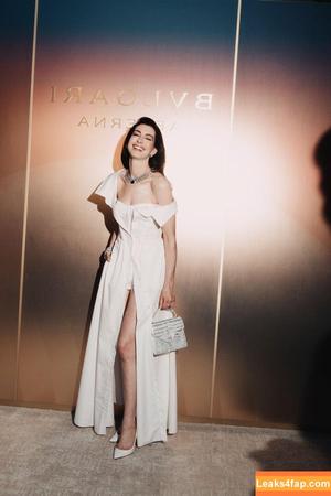 Anne Hathaway фото #1402