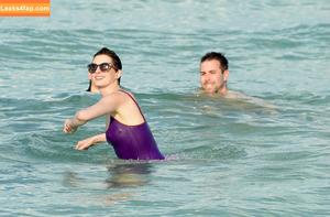 Anne Hathaway фото #1440