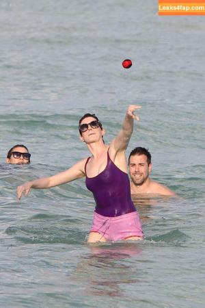 Anne Hathaway фото #1442