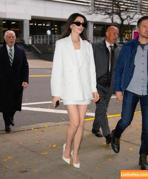 Anne Hathaway фото #1448