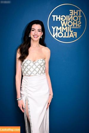 Anne Hathaway фото #1453