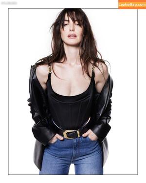 Anne Hathaway фото #1461