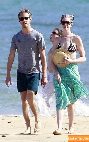 Anne Hathaway фото #1502