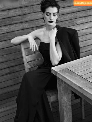 Anne Hathaway фото #1512