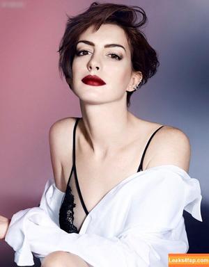 Anne Hathaway фото #1515