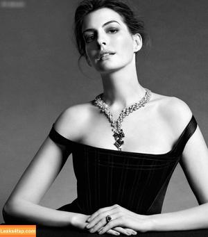 Anne Hathaway фото #1573
