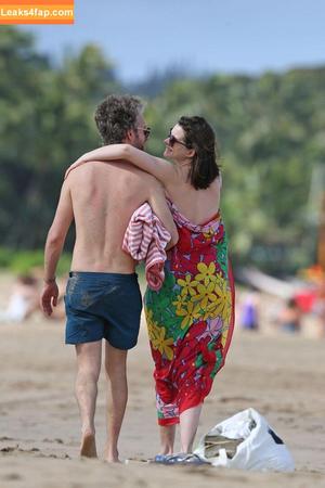 Anne Hathaway фото #1607