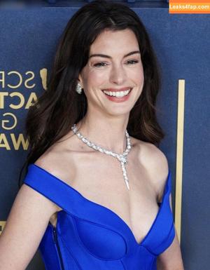 Anne Hathaway фото #1654