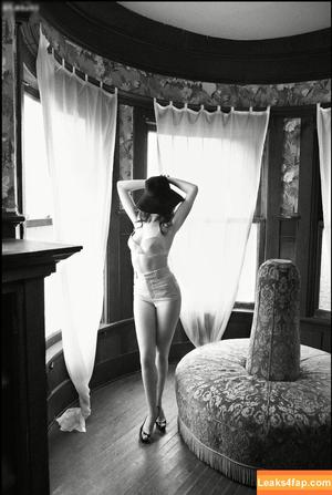 Anne Hathaway фото #1708