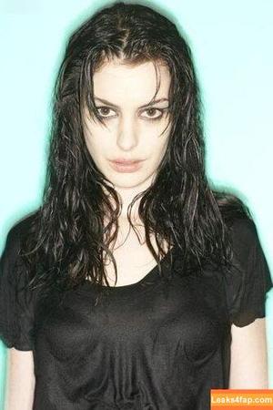 Anne Hathaway фото #1720