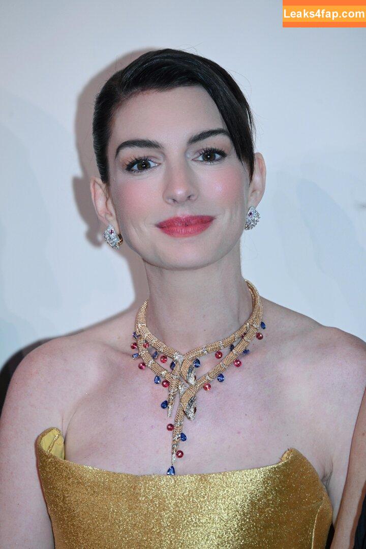 Anne Hathaway / ahathawaynews / annehathaway / heatherannie слитое фото фото #2070