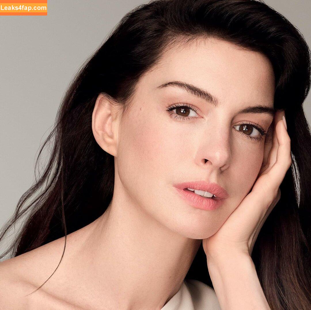 Anne Hathaway / ahathawaynews / annehathaway / heatherannie leaked photo photo #2087