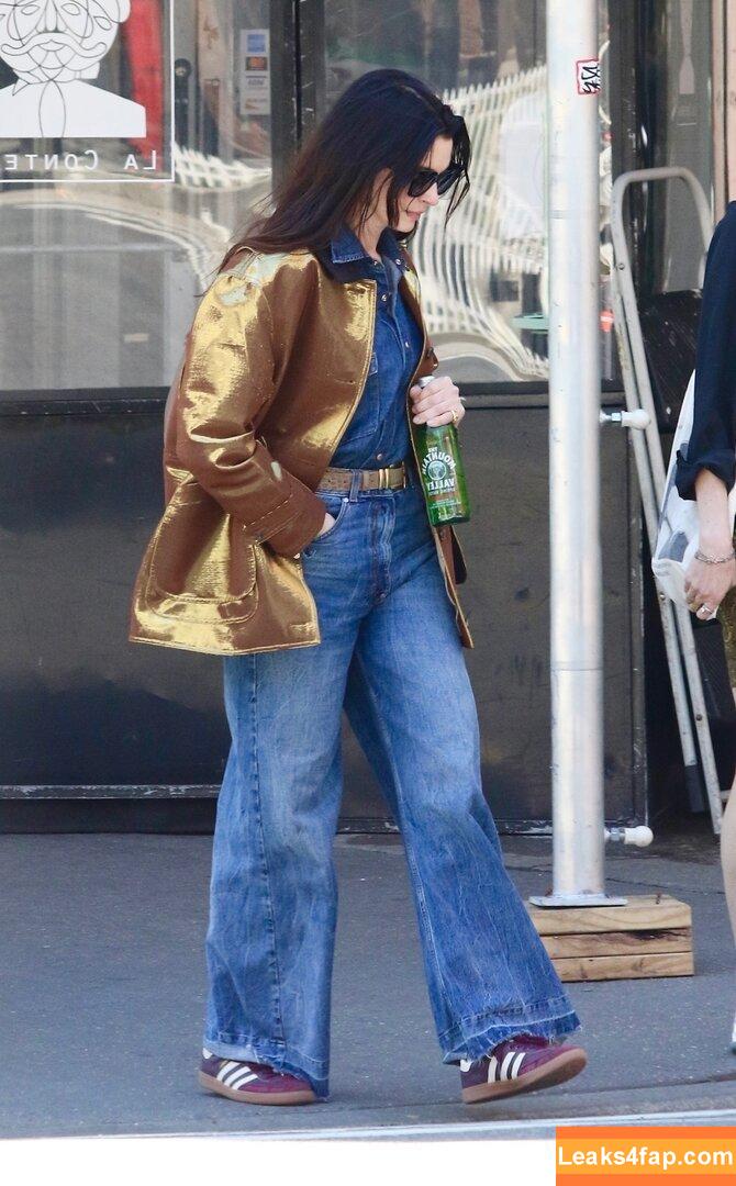 Anne Hathaway / ahathawaynews / annehathaway / heatherannie leaked photo photo #2141