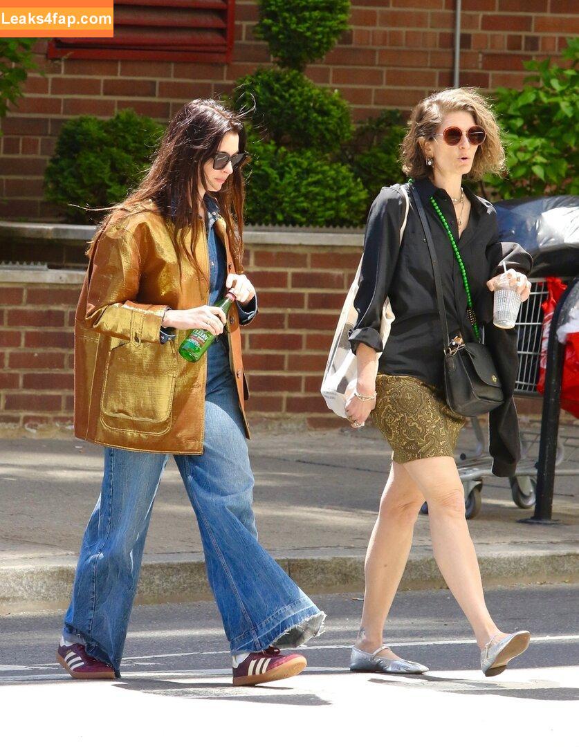 Anne Hathaway / ahathawaynews / annehathaway / heatherannie leaked photo photo #2143