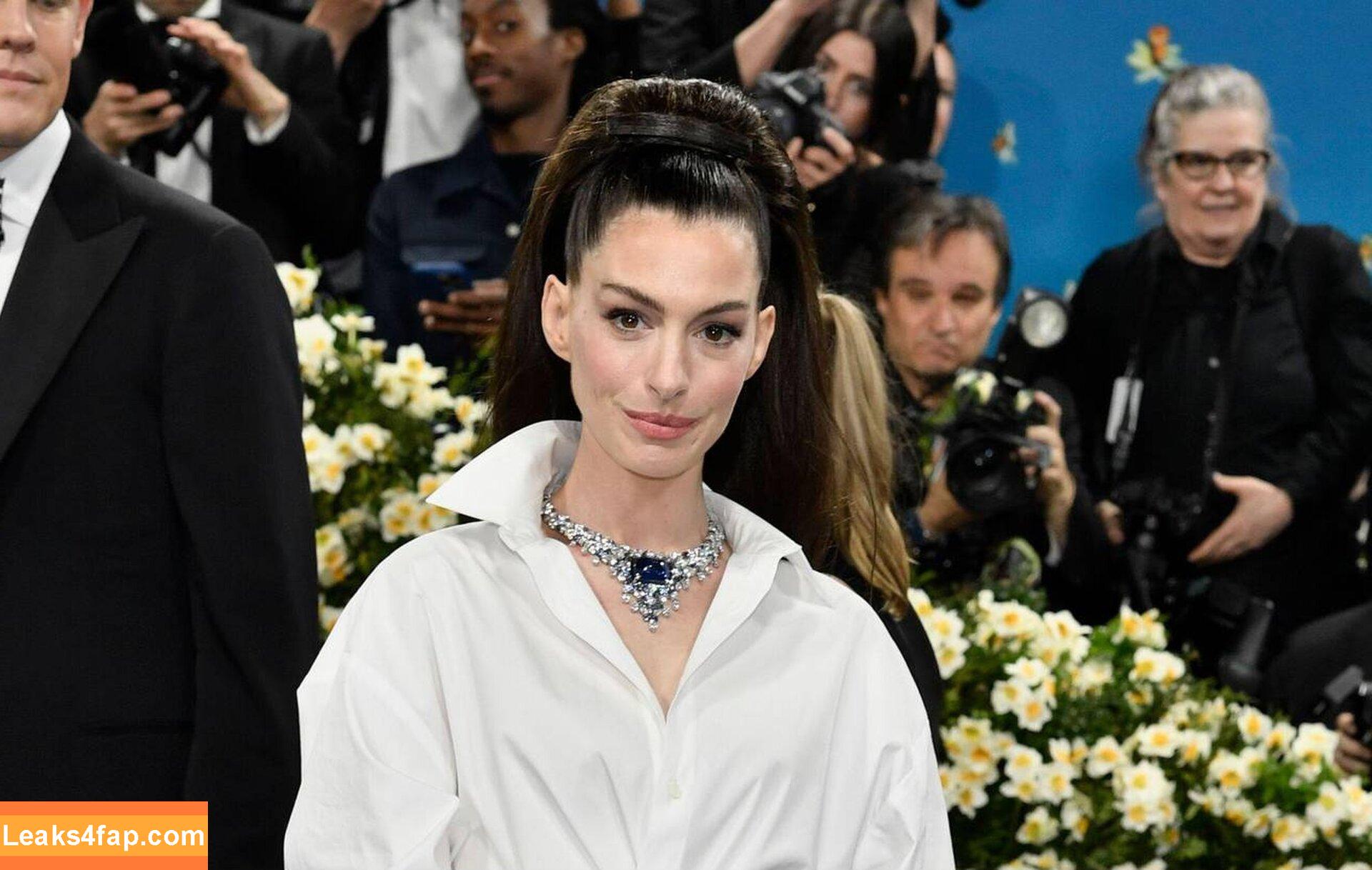 Anne Hathaway / ahathawaynews / annehathaway / heatherannie leaked photo photo #2152