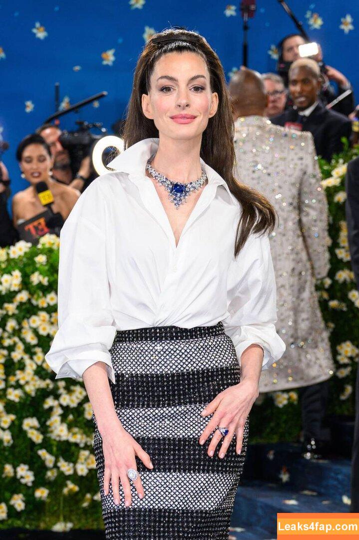 Anne Hathaway / ahathawaynews / annehathaway / heatherannie leaked photo photo #2156