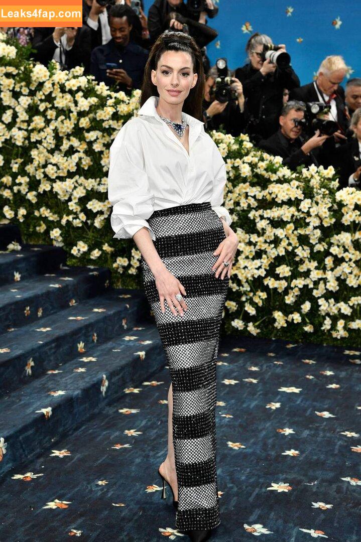 Anne Hathaway / ahathawaynews / annehathaway / heatherannie leaked photo photo #2162