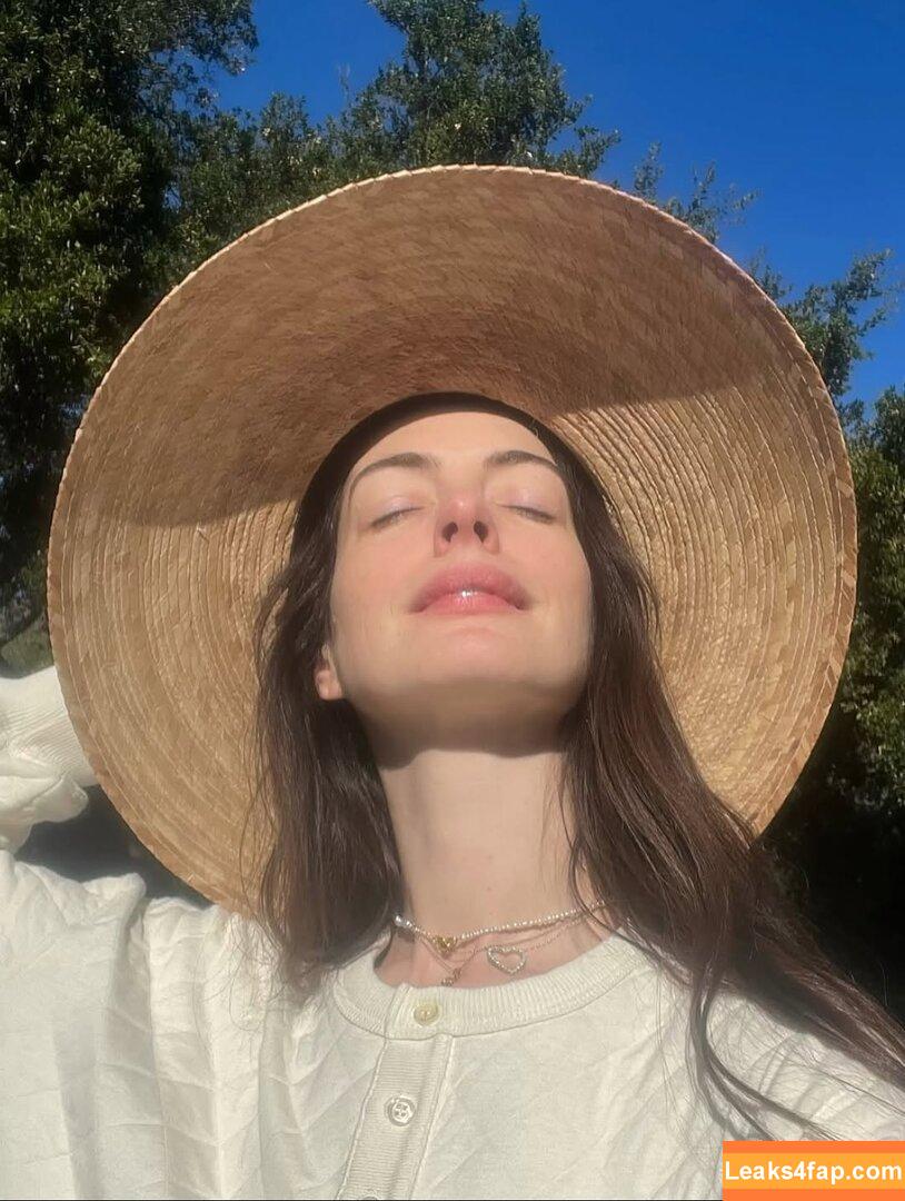 Anne Hathaway / ahathawaynews / annehathaway / heatherannie слитое фото фото #2234