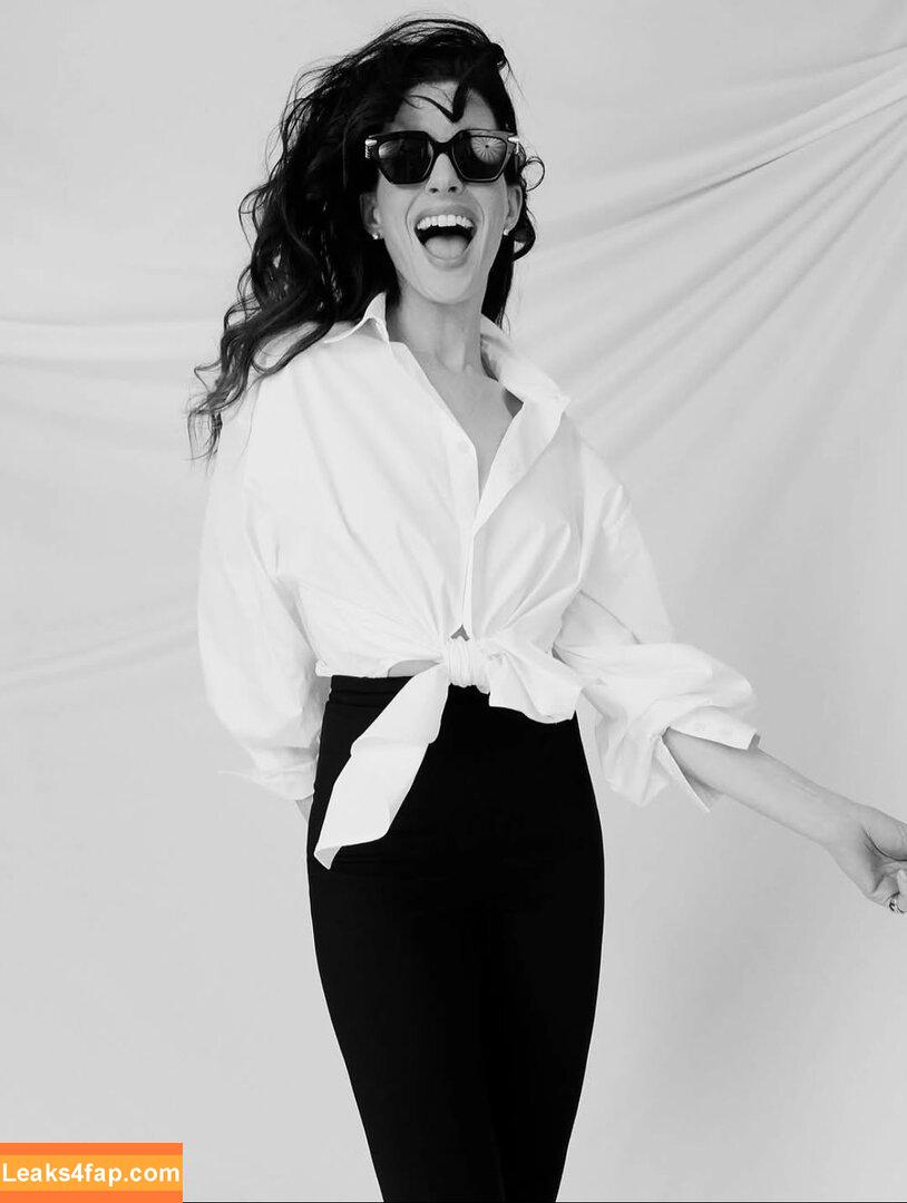 Anne Hathaway / ahathawaynews / annehathaway / heatherannie слитое фото фото #2235