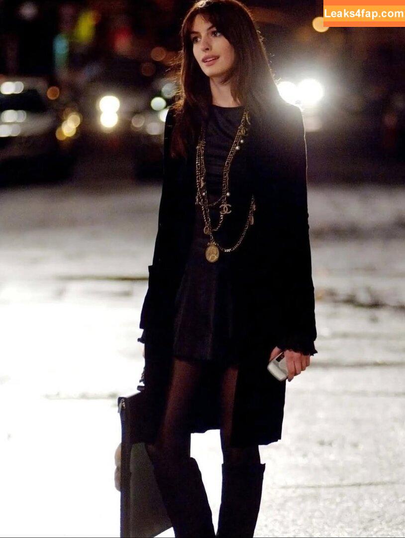 Anne Hathaway / ahathawaynews / annehathaway / heatherannie слитое фото фото #2236