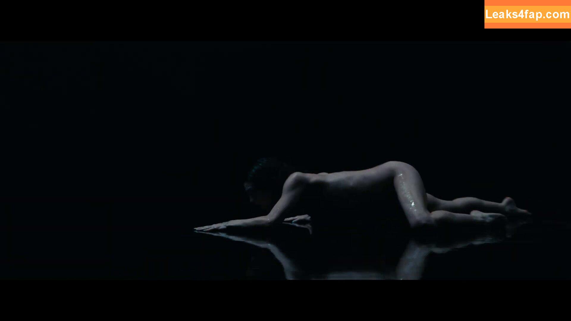 Anne Hathaway / ahathawaynews / annehathaway / heatherannie leaked photo photo #2244