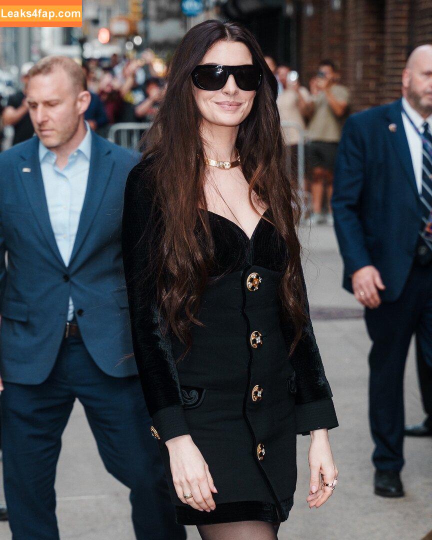 Anne Hathaway / ahathawaynews / annehathaway / heatherannie слитое фото фото #2275