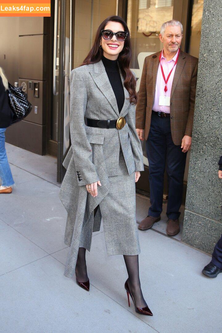 Anne Hathaway / ahathawaynews / annehathaway / heatherannie leaked photo photo #2313