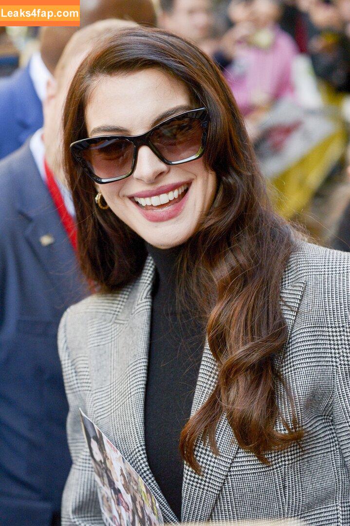 Anne Hathaway / ahathawaynews / annehathaway / heatherannie leaked photo photo #2315