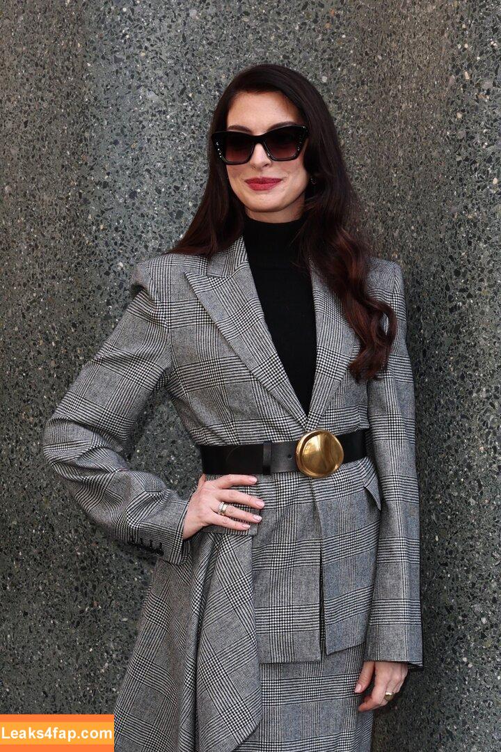 Anne Hathaway / ahathawaynews / annehathaway / heatherannie leaked photo photo #2319