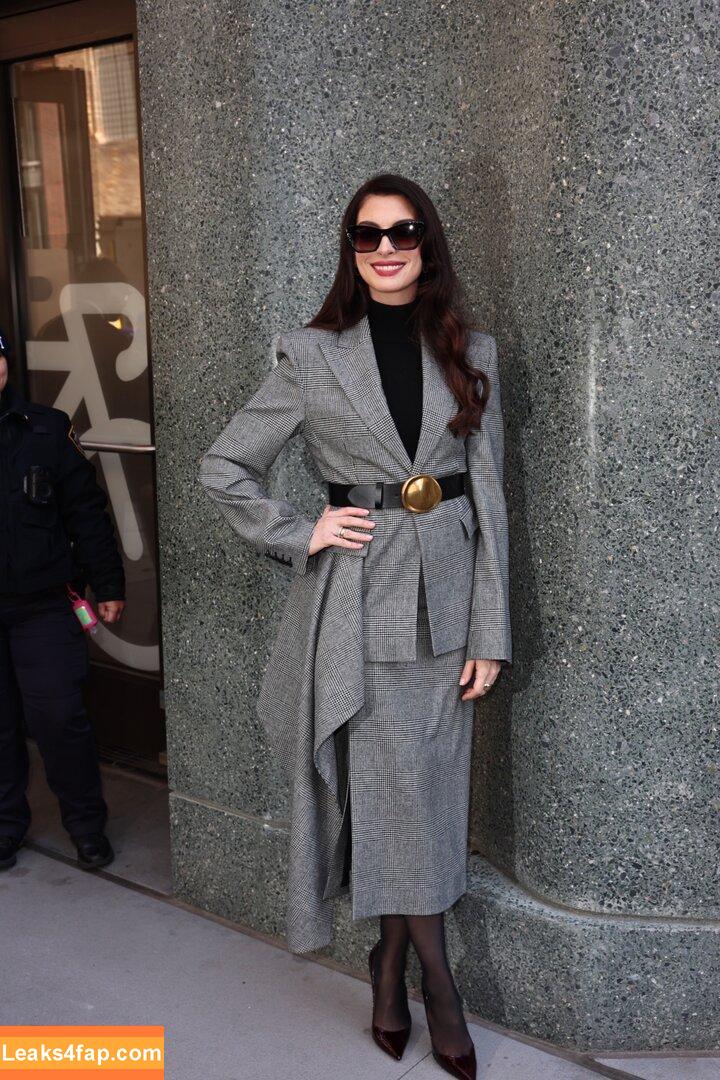 Anne Hathaway / ahathawaynews / annehathaway / heatherannie leaked photo photo #2324