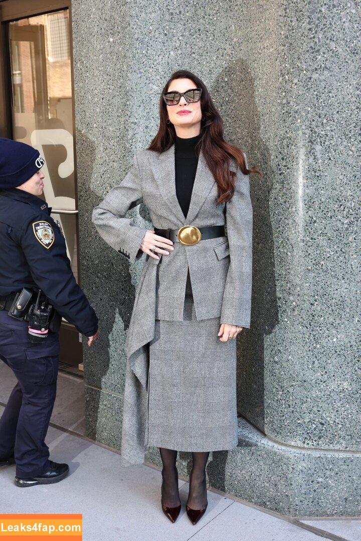 Anne Hathaway / ahathawaynews / annehathaway / heatherannie leaked photo photo #2327