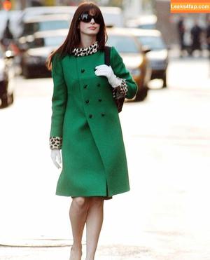 Anne Hathaway фото #2210