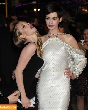 Anne Hathaway фото #2213