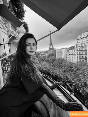 Anne Hathaway фото #2232