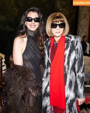 Anne Hathaway фото #2250