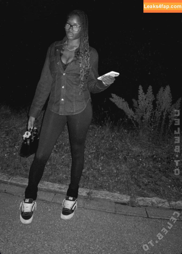 Anne Jinadel / anne_jinadel / annej1nadel leaked photo photo #0001