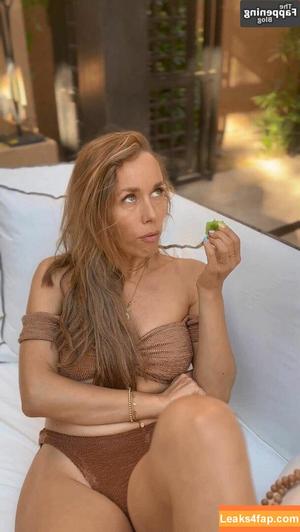 Anne Marie Carpendale photo #0041