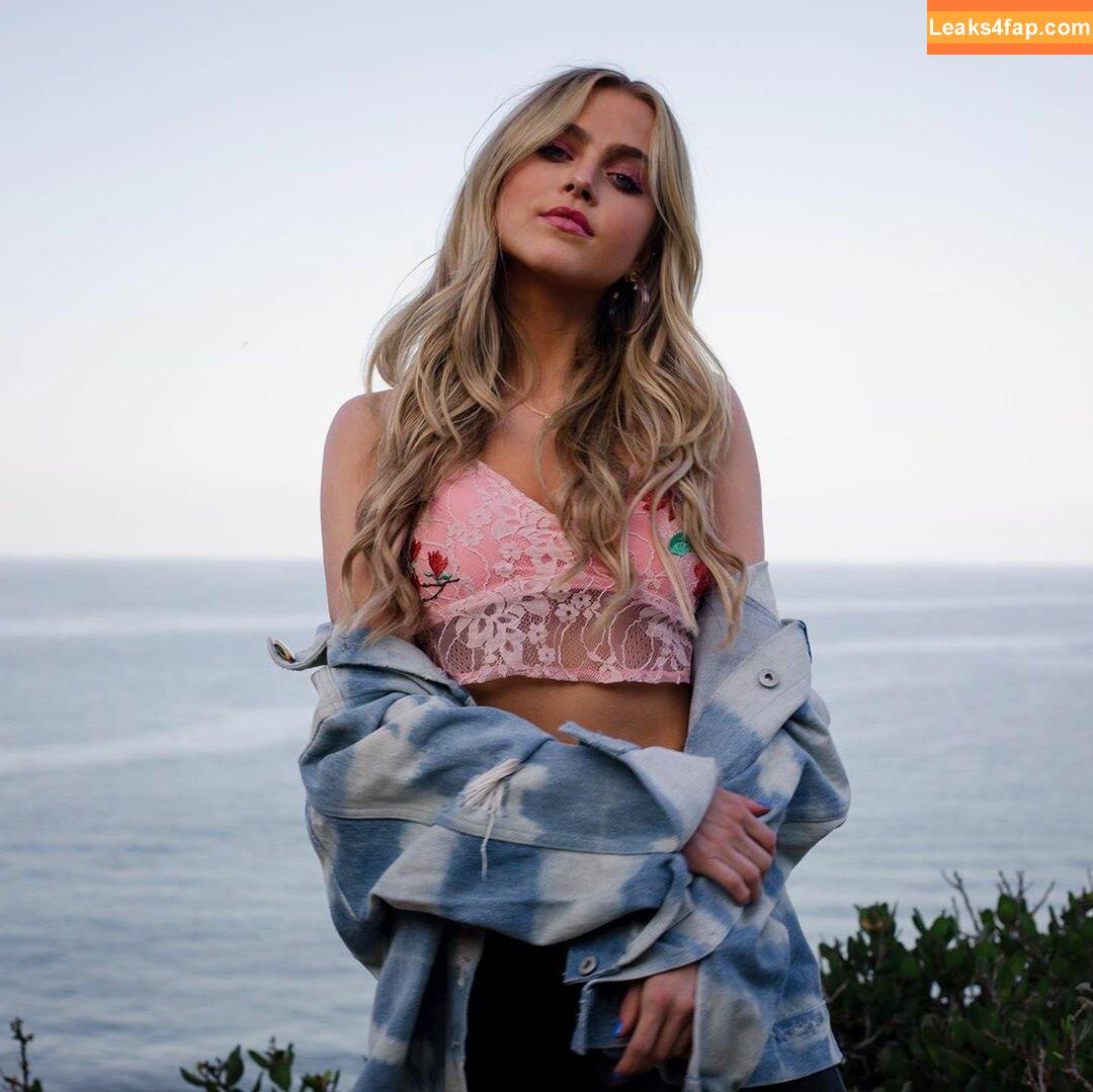 Anne Winters / anna_winters / annewinters leaked photo photo #0104