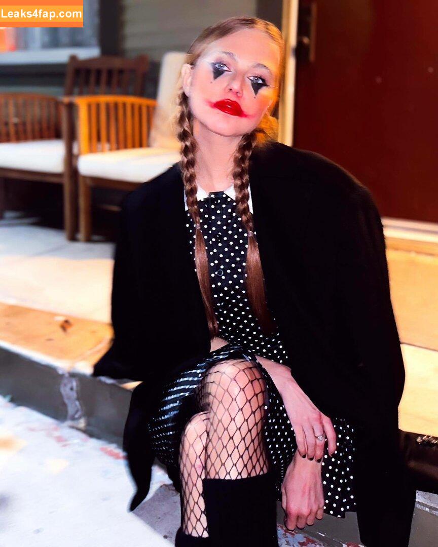 Anne Winters / anna_winters / annewinters leaked photo photo #0181