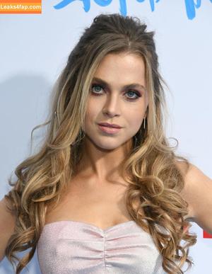 Anne Winters photo #0029